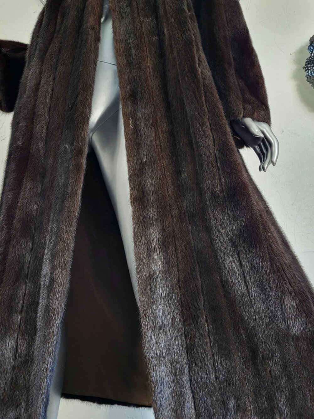 $5000 APPRAISAL~L~VINTAGE BROWN RANCH GENUINE REAL FULL LENGTH MINK FUR COAT - Picture 3 of 16